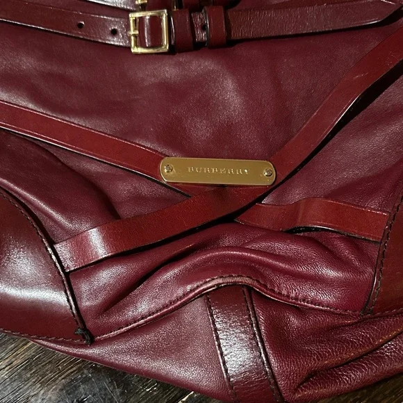 Burberry Deep Red Leather Shoulder Bag - Picture 3 of 16